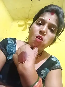 Snapshot of Samiya-143 chatting on October 2025 04:19:02 PM Samiya-143 online show from October 2025 04:19:02 PM