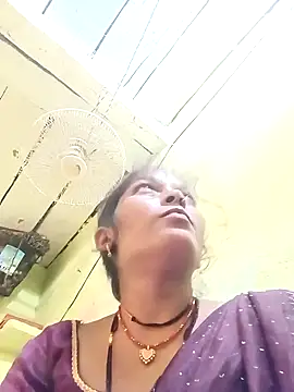 Snapshot of Samiya-143 chatting on September 2025 06:42:02 AM Samiya-143 online show from September 2025 06:42:02 AM