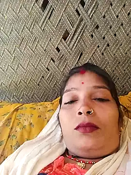 Snapshot of Samiya-143 chatting on November 2025 08:08:01 AM Samiya-143 online show from November 2025 08:08:01 AM