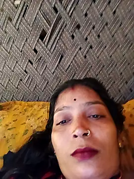 Snapshot of Samiya-143 chatting on November 2025 08:08:01 AM Samiya-143 online show from November 2025 08:08:01 AM