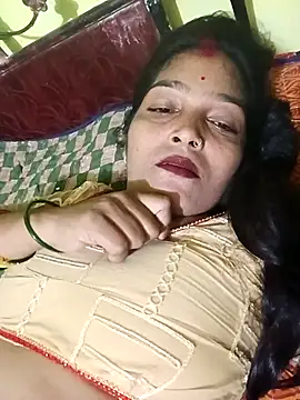 Snapshot of Samiya-143 chatting on September 2025 03:08:02 PM Samiya-143 online show from September 2025 03:08:02 PM