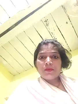 Snapshot of Samiya-143 chatting on September 2025 05:52:02 PM Samiya-143 online show from September 2025 05:52:02 PM