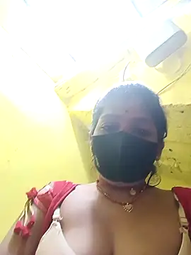Snapshot of Samiya-143 chatting on February 2026 03:43:02 PM Samiya-143 online show from February 2026 03:43:02 PM