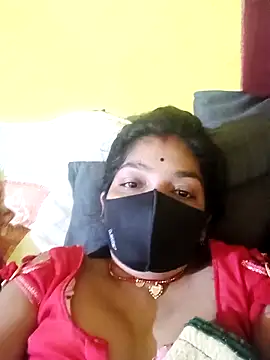 Snapshot of Samiya-143 chatting on February 2026 10:51:02 PM Samiya-143 online show from February 2026 10:51:02 PM