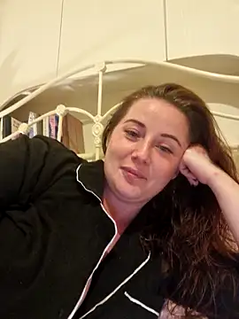 RosieMilff online show from October 2025 07:59:02 PM