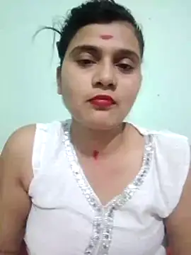 Snapshot of Kavya-Tiwari chatting on May 2026 05:29:02 PM Kavya-Tiwari online show from May 2026 05:29:02 PM
