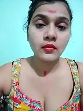 Snapshot of Kavya-Tiwari chatting on May 2026 06:49:02 PM Kavya-Tiwari online show from May 2026 06:49:02 PM