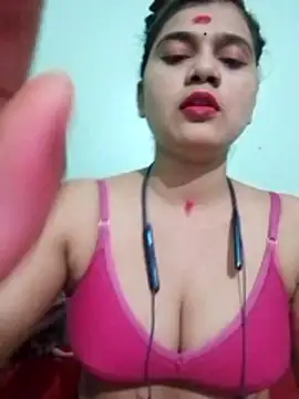 Snapshot of Kavya-Tiwari chatting on June 2026 09:42:01 PM Kavya-Tiwari online show from June 2026 09:42:01 PM