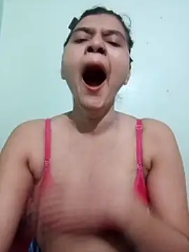 Snapshot of Kavya-Tiwari chatting on May 2026 08:40:01 PM Kavya-Tiwari online show from May 2026 08:40:01 PM