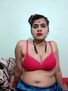 Snapshot of Kavya-Tiwari chatting on May 2026 07:09:02 PM Kavya-Tiwari online show from May 2026 07:09:02 PM
