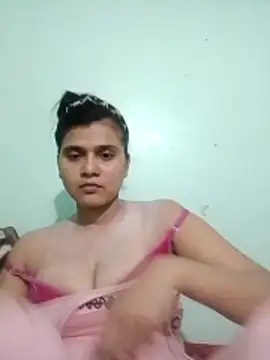 Snapshot of Kavya-Tiwari chatting on May 2026 07:16:01 AM Kavya-Tiwari online show from May 2026 07:16:01 AM