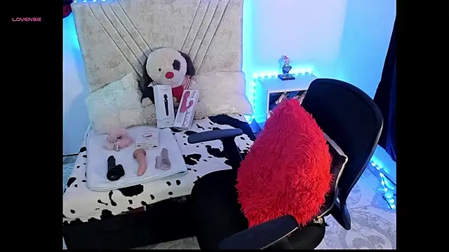 Mia Victoria22 online show from April 2026 02:05:01 AM