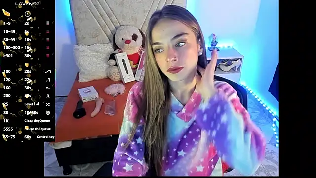 Snapshot of Mia_Victoria22 chatting on June 2026 03:29:02 AM Mia Victoria22 online show from June 2026 03:29:02 AM