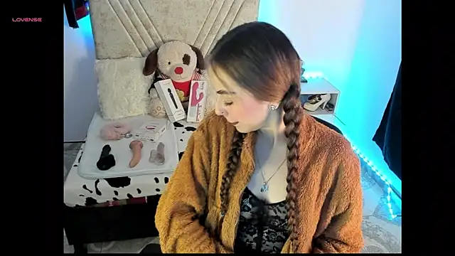 Mia Victoria22 online show from April 2026 02:36:01 AM