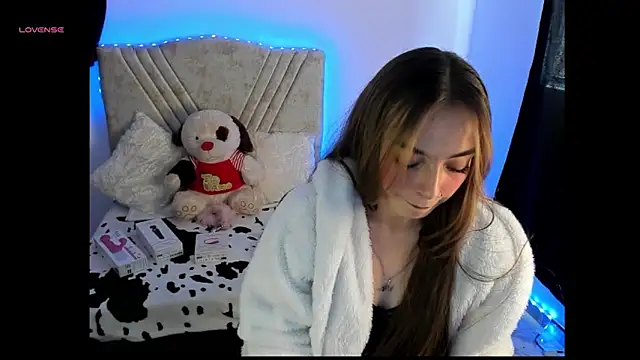 Mia Victoria22 online show from March 2026 05:16:01 PM