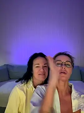 PleasureWeCouple online show from October 2025 04:09:01 PM