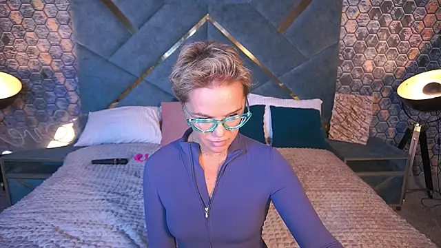 PleasureWeCouple online show from October 2025 12:49:01 PM