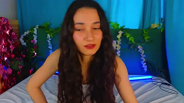 BettyMaldonado online show from March 2026 06:21:01 AM