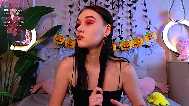 JenniferSullivan online show from November 2025 09:30:01 PM