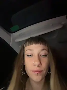 deepthem online show from March 2026 09:05:02 PM