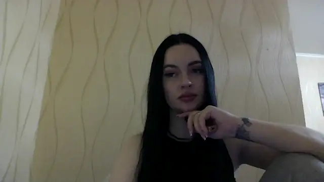 Snapshot of Lulii24 chatting on January 2026 06:25:01 PM Lulii24 online show from January 2026 06:25:01 PM