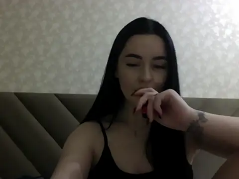 Snapshot of Lulii24 chatting on February 2026 11:59:01 PM Lulii24 online show from February 2026 11:59:01 PM