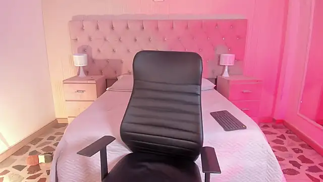 AdharaSweet1  online show from March 2026 07:26:02 AM