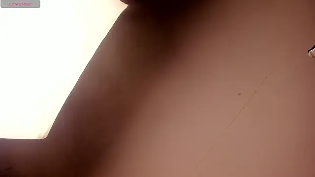 MadisonAnngel online show from December 2025 07:57:01 PM