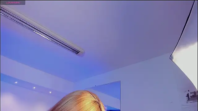 MadisonAnngel online show from January 2026 09:07:02 PM