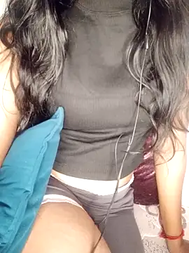 trending tamizhachii online show from November 2025 06:44:01 PM