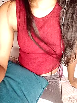 trending tamizhachii online show from October 2025 07:00:01 PM