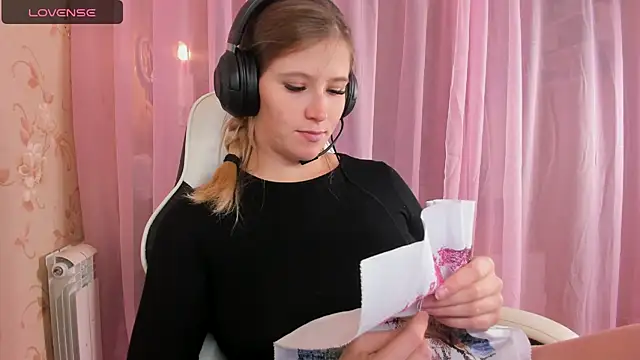Anabel-Candy online show from October 2025 06:48:01 AM