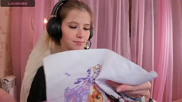 Anabel-Candy online show from October 2025 06:21:01 AM
