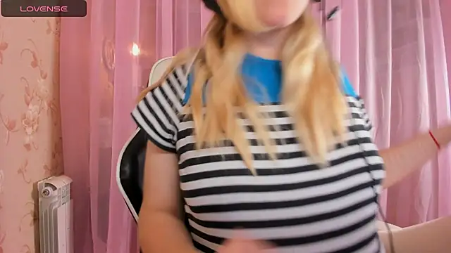Anabel-Candy online show from October 2025 06:35:02 AM