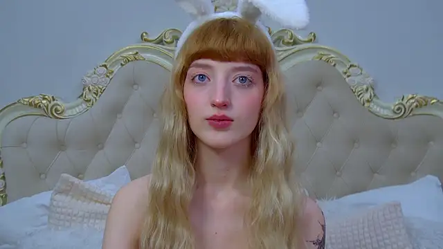 MistyMarlo online show from April 2026 06:42:01 AM