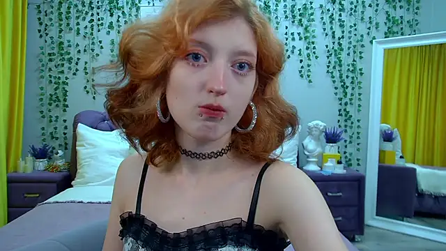 MistyMarlo online show from September 2025 05:08:02 PM
