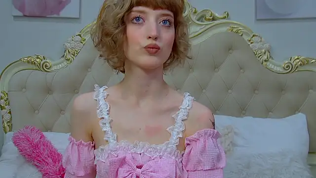 MistyMarlo online show from March 2026 05:35:01 PM