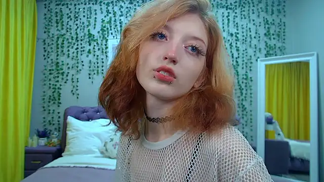 MistyMarlo online show from October 2025 05:52:01 AM