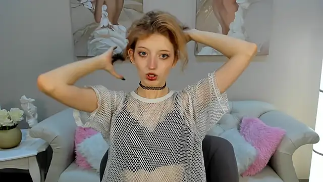 MistyMarlo online show from October 2025 06:20:01 PM