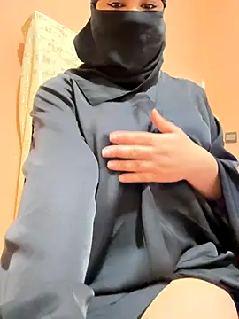  Laiali  online show from November 2025 12:49:01 PM