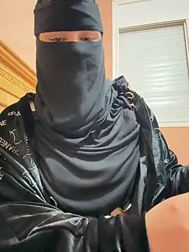 Snapshot of _Laiali_ chatting on October 2025 11:44:01 AM Laiali online show from October 2025 11:44:01 AM