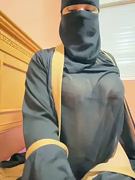 Snapshot of _Laiali_ chatting on September 2025 12:27:01 PM Laiali online show from September 2025 12:27:01 PM