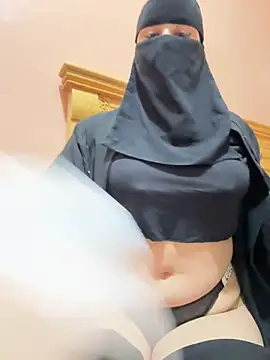  Laiali  online show from February 2026 08:17:01 PM