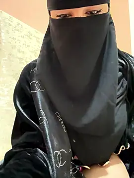  Laiali  online show from January 2026 01:47:01 PM