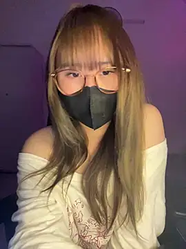 Meowyeuk6 online show from March 2026 05:33:01 PM