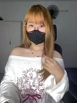 Meowyeuk6 online show from March 2026 05:04:02 AM