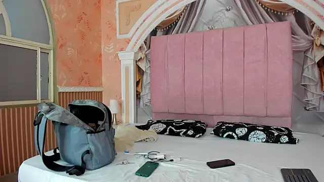 magnus serket online show from November 2025 11:37:01 AM