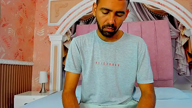 magnus serket online show from November 2025 11:36:02 AM