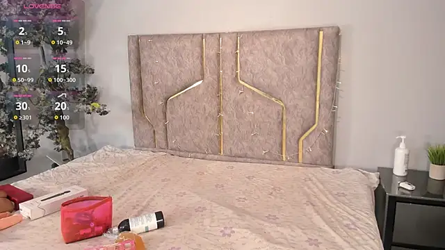 Anamonrroe online show from January 2026 08:04:02 PM