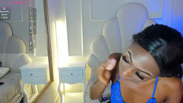 Anamonrroe online show from December 2025 08:09:02 PM